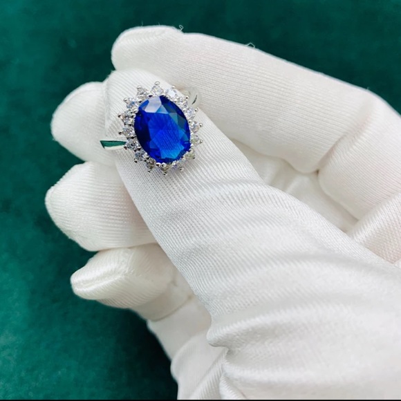 New Royal Luxury 925 Silver Sapphire Ring - Picture 7 of 10